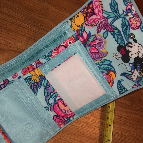 🌸💎🌸 💋Vera B x Disney Vibes💋 🌸💎🌸 Wallet - Picture 11 of 11